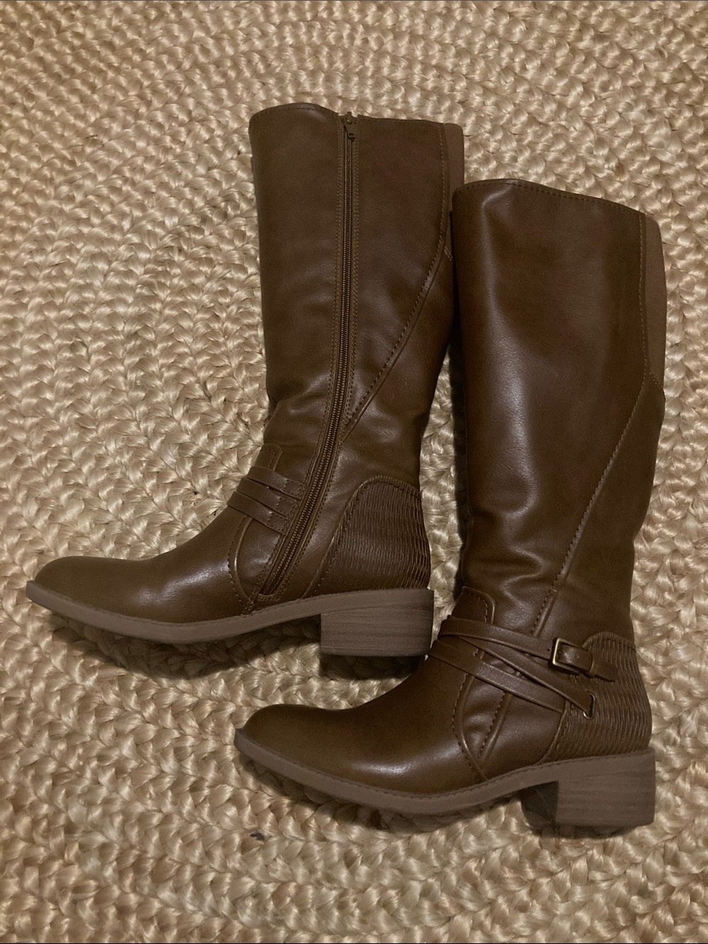 Baretraps Brown Mid-Calf Women's Tall Boots